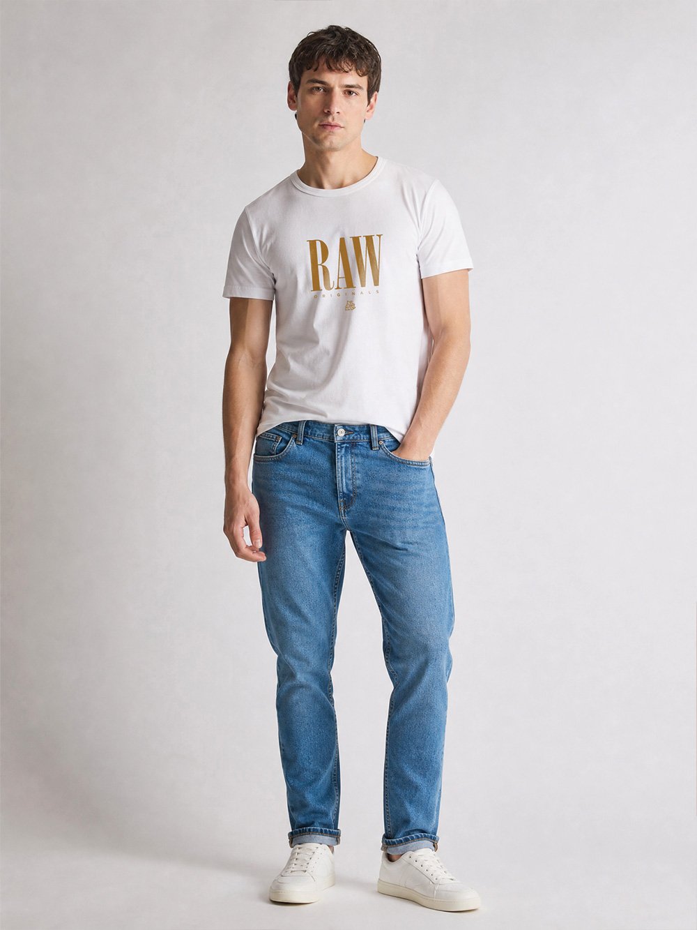 Raw-White-Lifestyle
